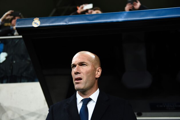 Real Madrid's French coach Zinedine Zidane attends the UEFA Champions League group F football match Legia Warsaw vs Real Madrid CF in Warsaw, Poland on November 2, 2016. / AFP / ODD ANDERSEN        (Photo credit should read ODD ANDERSEN/AFP/Getty Images)