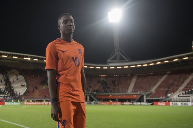 Riechedly Bazoer of Netherland U21during the U21 World Cup qualifying match between Netherlands U21 and Turkey U21 on October 6, 2016 at the AFAS stadium in Alkmaar, The Netherlands.(Photo by VI Images via Getty Images)