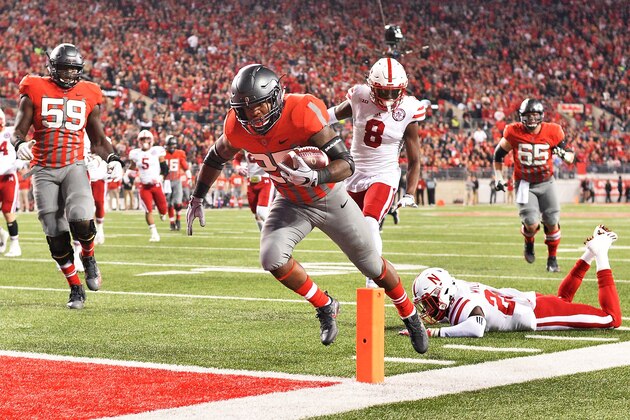 COLUMBUS, OH - NOVEMBER 5:  Mike Weber