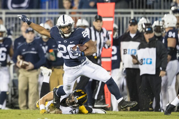 STATE COLLEGE, PA - NOVEMBER 05:  Saquon Barkley #26 of the Penn State Nittany Lions carries the ball for a touchdown during the second quarter making the score 14-0 over Iowa Hawkeyes on November 5, 2016 at Beaver Stadium in State College, Pennsylvania.  (Photo by Brett Carlsen/Getty Images)