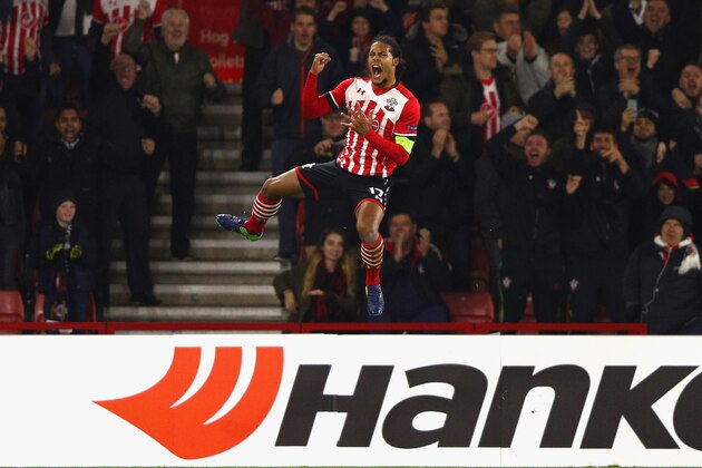 SOUTHAMPTON, ENGLAND - NOVEMBER 03:  Virgil van Dijk of Southampton celebrates after scoring his team's first goal during the UEFA Europa League Group K match between Southampton FC and FC Internazionale Milano at St Mary's Stadium on November 3, 2016 in Southampton, England.  (Photo by Ian Walton/Getty Images)