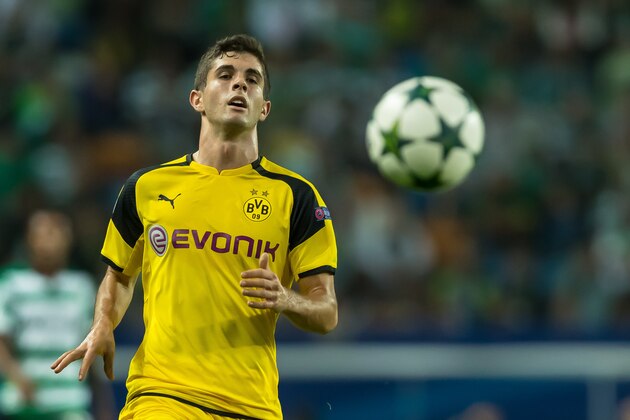 Lissabon, Portugal 18.10.2016, UEFA Champions League - 2016/17 Season, Group F - Matchday 3, Sporting Clube de Portugal - BV Borussia Dortmund,  Christian Pulisic (BVB)   (Photo by TF-Images/Getty Images)