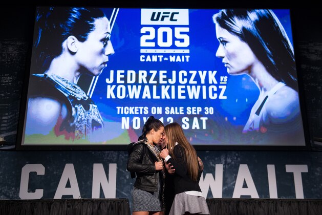 NEW YORK, NY - SEPTEMBER 27: (L-R) UFC women's strawweight champion Joanna Jedrzejczyk and Karolina Kowalkiewicz face-off during the UFC 205 press event at Madison Square Garden on September 27, 2016 in New York City. (Photo by Brandon Magnus/Zuffa LLC/Zuffa LLC via Getty Images)