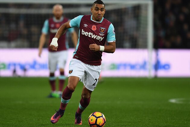 LONDON, ENGLAND - NOVEMBER 05:  Dimitri Payet of West Ham United during the Premier League match between West Ham United and Stoke City at Olympic Stadium on November 5, 2016 in London, England.  (Photo by Shaun Botterill/Getty Images)