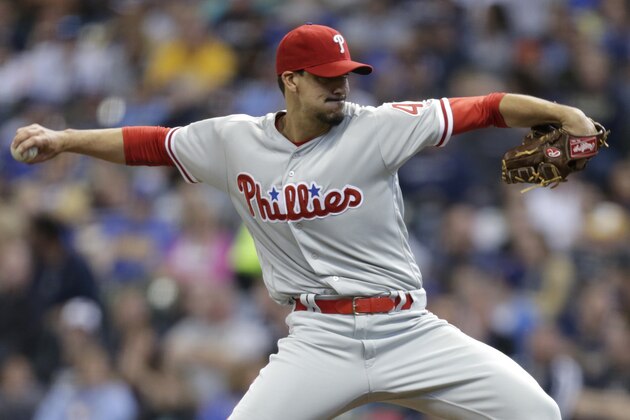 MILWAUKEE, WI - APRIL 23: Charlie Morton #47 of the Philadelphia Phillies pitches during the first inning against the Milwaukee Brewers at Miller Park on April 23, 2016 in Milwaukee, Wisconsin. (Photo by Mike McGinnis/Getty Images)