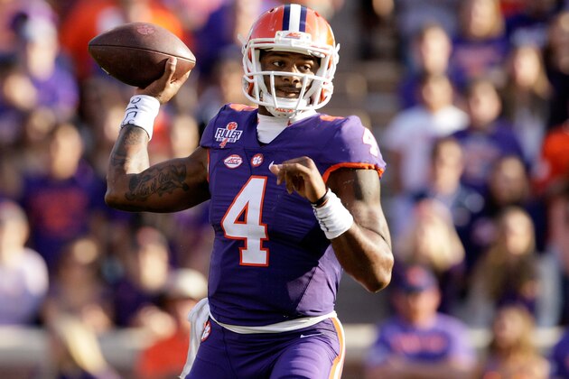 CLEMSON, SC - NOVEMBER 5: Deshaun Watson #4 of the Clemson Tigers looks to pass during the game against the Syracuse Orange at Memorial Stadium on November 5, 2016 in Clemson, South Carolina. (Photo by Tyler Smith/Getty Images)