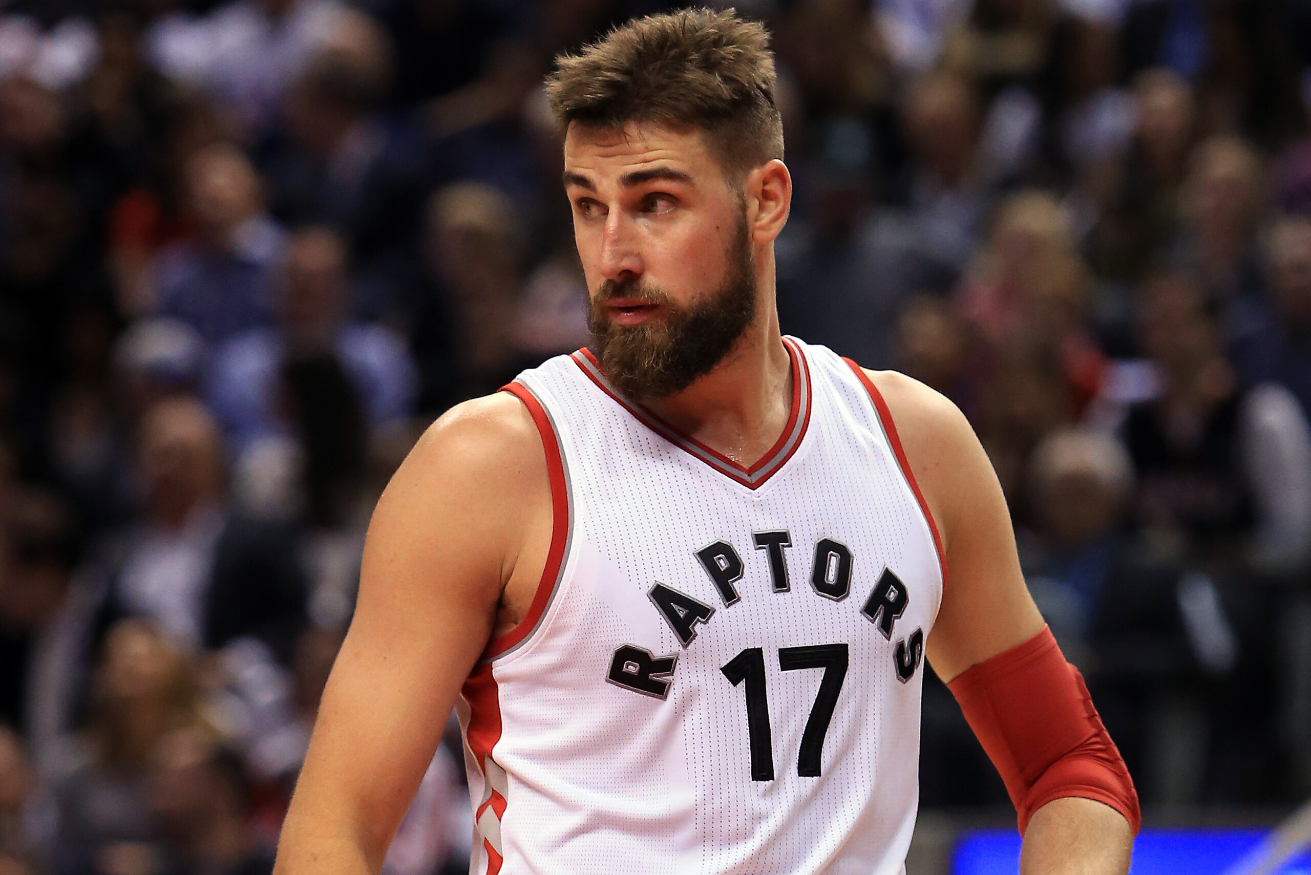 TORONTO, ON - OCTOBER 26:  Jonas Valanciunas #17 of the Toronto Raptors during an NBA game against the Detroit Pistons at Air Canada Centre on October 26, 2016 in Toronto, Canada.  NOTE TO USER: User expressly acknowledges and agrees that, by downloading and or using this photograph, User is consenting to the terms and conditions of the Getty Images License Agreement.  (Photo by Vaughn Ridley/Getty Images)