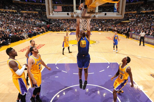 LOS ANGELES, CA - NOVEMBER 4: Kevon Looney #5 of the Golden State Warriors dunks against the Golden State Warriors on November 4, 2016 at STAPLES Center in Los Angeles, California. NOTE TO USER: User expressly acknowledges and agrees that, by downloading and/or using this Photograph, user is consenting to the terms and conditions of the Getty Images License Agreement. Mandatory Copyright Notice: Copyright 2016 NBAE (Photo by Andrew D. Bernstein/NBAE via Getty Images)