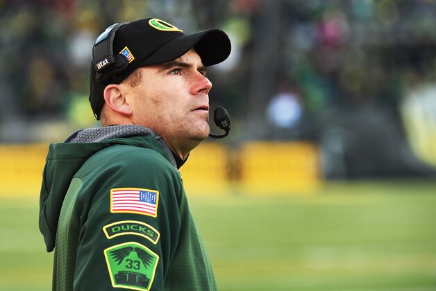 EUGENE, OR - NOVEMBER 27: Head coach Mark Helfrich looks on from the sidelines during the third quarter of the game against the Oregon State Beavers at Autzen Stadium on November 27, 2015 in Eugene, Oregon. (Photo by Steve Dykes/Getty Images)
