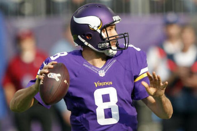 Minnesota Vikings quarterback Sam Bradford throws a pass during the first half of an NFL football game against the Detroit Lions Sunday, Nov. 6, 2016, in Minneapolis. (AP Photo/Andy Clayton-King)