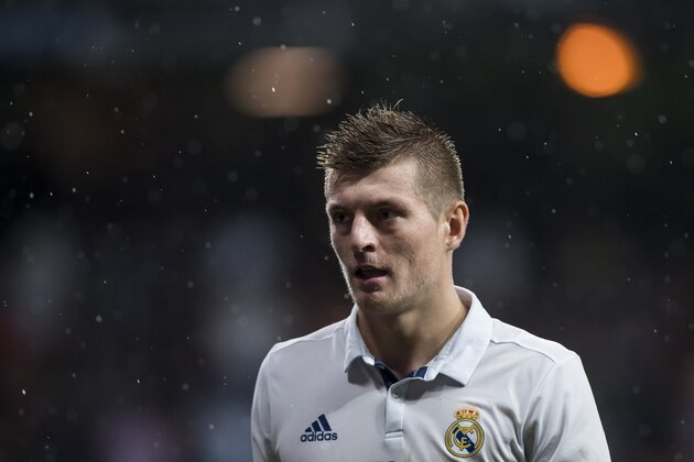 MADRID - OCTOBER 23: Toni Kroos of Real Madrid looks on during their La Liga match between Real Madrid and Athletic Club at the Santiago Bernabeu Stadium on 23 October 2016 in Madrid, Spain. (Photo by Power Sport Images/Getty Images)