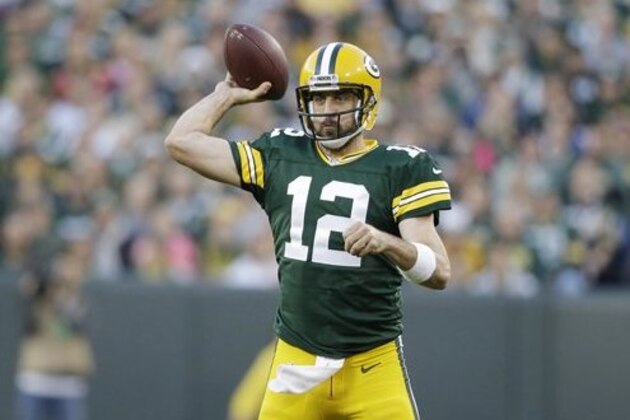 Green Bay Packers' Aaron Rodgers throws during the first half of an NFL football game against the Indianapolis Colts Sunday, Nov. 6, 2016, in Green Bay, Wis. (AP Photo/Jeffrey Phelps)