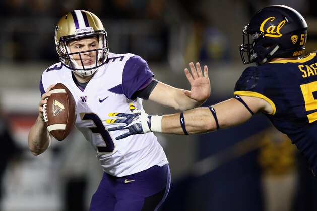 BERKELEY, CA - NOVEMBER 05:  Jake Browning #3 of the Washington Huskies is pressured by Cameron Saffle #51 of the California Golden Bears at California Memorial Stadium on November 5, 2016 in Berkeley, California.  (Photo by Ezra Shaw/Getty Images)