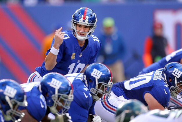 Nov 6, 2016; East Rutherford, NJ, USA; New York Giants quarterback Eli Manning (10) calls a play at the line during the second quarter against the Philadelphia Eagles at MetLife Stadium. Mandatory Credit: Brad Penner-USA TODAY Sports