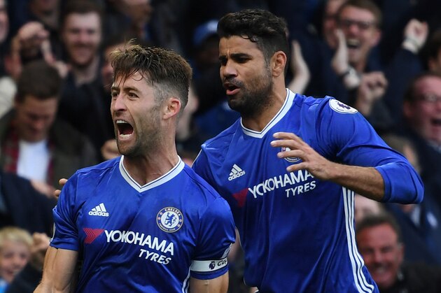 LONDON, ENGLAND - OCTOBER 23:  Gary Cahill of Chelsea celebrates scoring his sides second goal with Diego Costa of Chelsea during the Premier League match between Chelsea and Manchester United at Stamford Bridge on October 23, 2016 in London, England.  (Photo by Shaun Botterill/Getty Images)