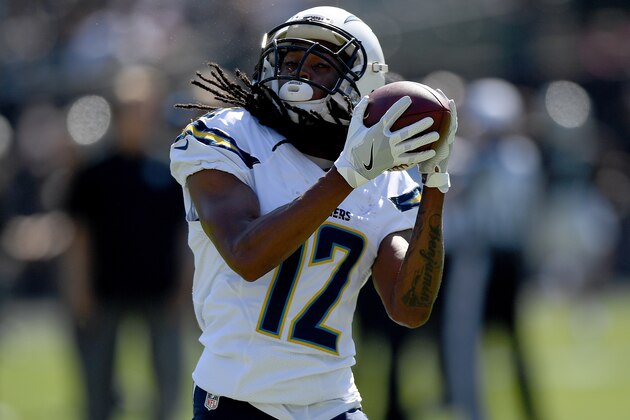 OAKLAND, CA - OCTOBER 09:  Travis Benjamin #12 of the San Diego Chargers warms up during pregame warm ups prior to playing the Oakland Raiders in an NFL football game at Oakland-Alameda County Coliseum on October 9, 2016 in Oakland, California.  (Photo by Thearon W. Henderson/Getty Images)