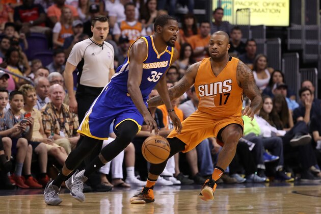 PHOENIX, AZ - OCTOBER 30:  Kevin Durant