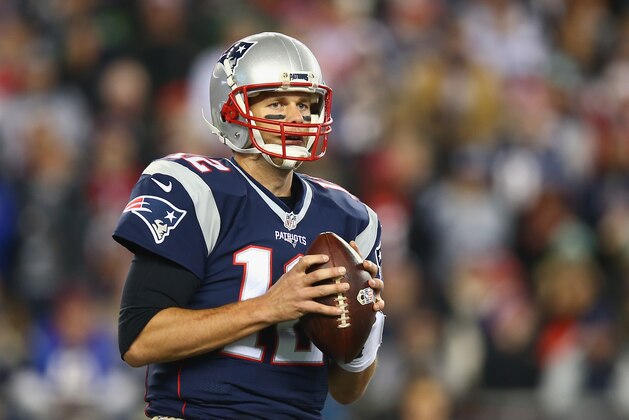 FOXBORO, MA - NOVEMBER 13:  Tom Brady #12 of the New England Patriots looks to throw the ball during the second quarter of a game against the Seattle Seahawks at Gillette Stadium on November 13, 2016 in Foxboro, Massachusetts.  (Photo by Adam Glanzman/Getty Images)