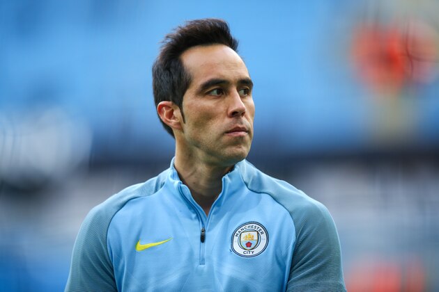 MANCHESTER, ENGLAND - NOVEMBER 05: Claudio Bravo of Manchester City warming up before the Premier League match between Manchester City and Middlesbrough at Etihad Stadium on November 5, 2016 in Manchester, England. (Photo by Robbie Jay Barratt - AMA/Getty Images)