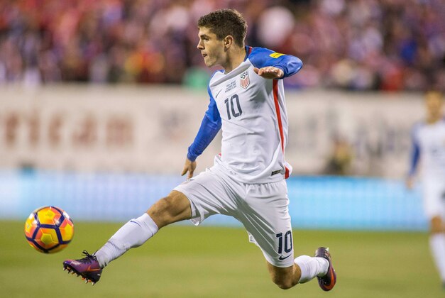 Nov 11, 2016; Columbus, OH, USA;  USA midfielder Christian Pulisic (10) controls a ball during the second half of the match against the Mexico at MAPFRE Stadium. Mexico beats the USA 2-1. Mandatory Credit: Trevor Ruszkowski-USA TODAY Sports