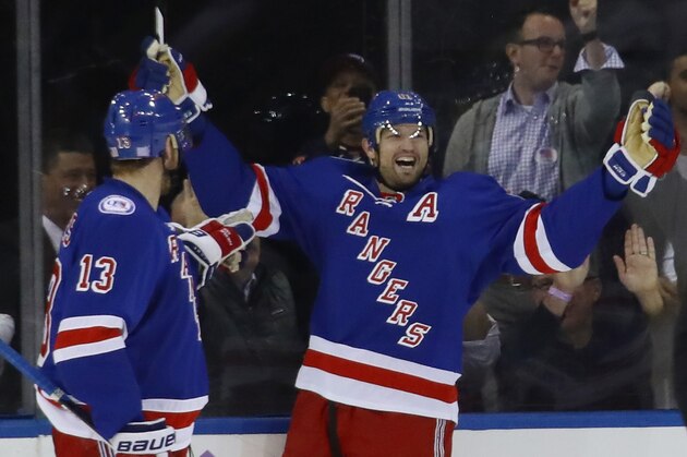 NEW YORK, NY - NOVEMBER 08:  Rick Nash #61 of the New York Rangers celebrates his powerplay goal against the Vancouver Canucks at 5:27 of the third period at Madison Square Garden on November 8, 2016 in New York City. For Nash it was the 400th goal of his career. The Canucks defeated the Rangers 5-3.  (Photo by Bruce Bennett/Getty Images)