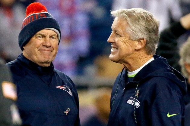 FOXBORO, MA - NOVEMBER 13: Head coach Bill Belichick of the New England Patriots talks with Head coach Pete Carroll of the Seattle Seahawks before a game at Gillette Stadium on November 13, 2016 in Foxboro, Massachusetts.  (Photo by Jim Rogash/Getty Images)
