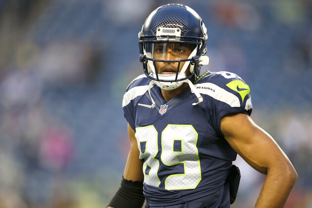 SEATTLE, WA - NOVEMBER 07:  Wide receiver Doug Baldwin #89 of the Seattle Seahawks is seen warming up before a game against the Buffalo Bills at CenturyLink Field on November 7, 2016 in Seattle, Washington.  (Photo by Otto Greule Jr/Getty Images)