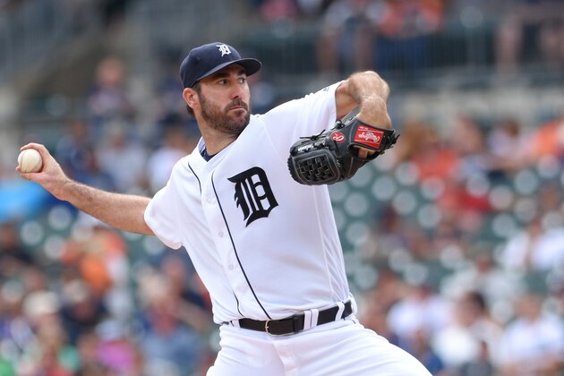 DETROIT, MI - AUGUST 31:  Justin Verlander #35 of the Detroit Tigers pitches during the game against the Chicago White Sox at Comerica Park on August 31, 2016 in Detroit, Michigan. The Tigers defeated the White Sox 3-2.  (Photo by Mark Cunningham/MLB Photos via Getty Images)