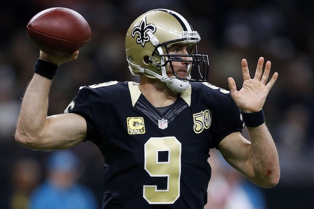 NEW ORLEANS, LA - NOVEMBER 13: Drew Brees #9 of the New Orleans Saints throws the ball during the second half of a game against the Denver Broncos at the Mercedes-Benz Superdome on November 13, 2016 in New Orleans, Louisiana.  (Photo by Jonathan Bachman/Getty Images)