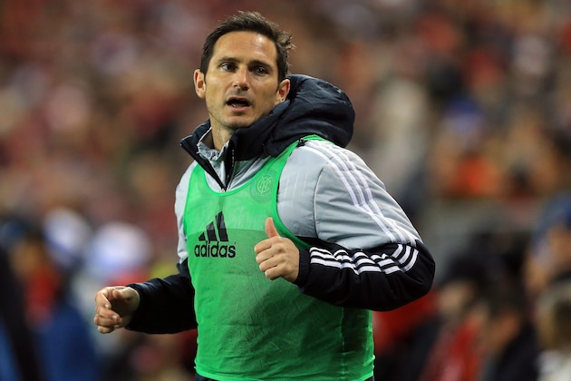 TORONTO, ON - OCTOBER 30:  Frank Lampard #8 of New York City FC warms up during the first half of an MLS Conference semi-final playoff game against Toronto FC at BMO Field on October 30, 2016 in Toronto, Ontario, Canada.  (Photo by Vaughn Ridley/Getty Images)