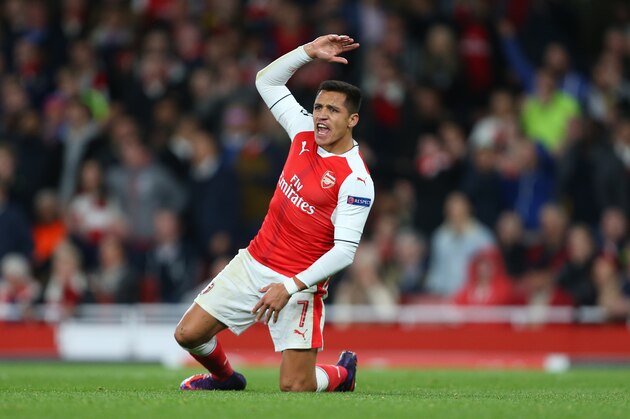 LONDON, ENGLAND - OCTOBER 19: Alexis Sanchez of Arsenal appeals during the UEFA Champions League match between Arsenal FC and PFC Ludogorets Razgrad at Emirates Stadium on October 19, 2016 in London, England. (Photo by Catherine Ivill - AMA/Getty Images)