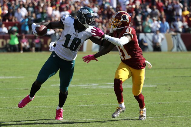 LANDOVER, MD - OCTOBER 16: Wide receiver Dorial Green-Beckham #18 of the Philadelphia Eagles carries the ball against free safety Will Blackmon #41 of the Washington Redskins in the third quarter at FedExField on October 16, 2016 in Landover, Maryland. (Photo by Rob Carr/Getty Images)