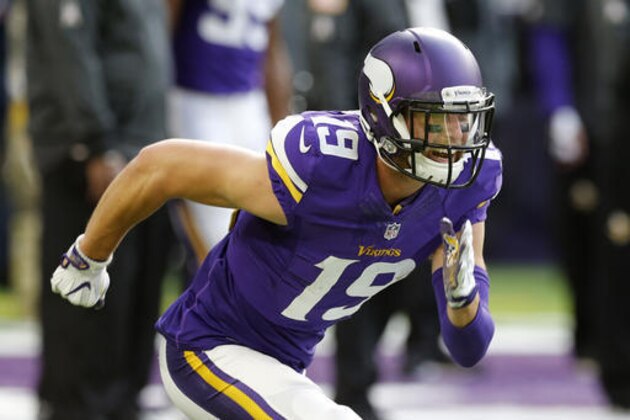 Minnesota Vikings wide receiver Adam Thielen warms up before an NFL football game against the Detroit Lions Sunday, Nov. 6, 2016, in Minneapolis. (AP Photo/Jim Mone)