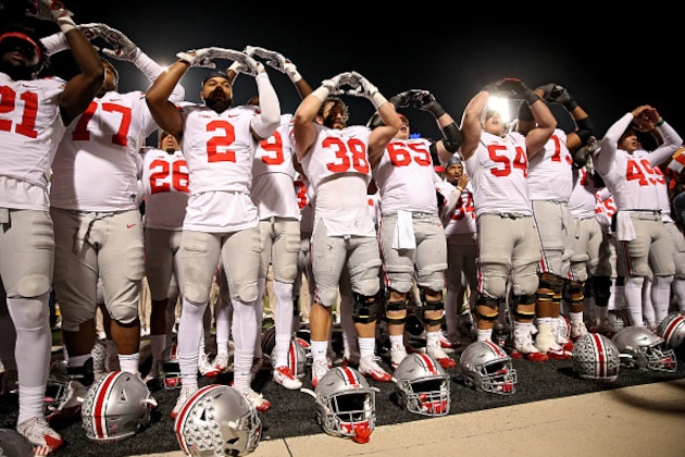 COLLEGE PARK, MD - NOVEMBER 12: The Ohio State Buckeyes celebrate after defeating the Maryland Terrapins, 62-3, at Capital One Field at Maryland Stadium on November 12, 2016 in College Park, Maryland. (Photo by Patrick Smith/Getty Images)