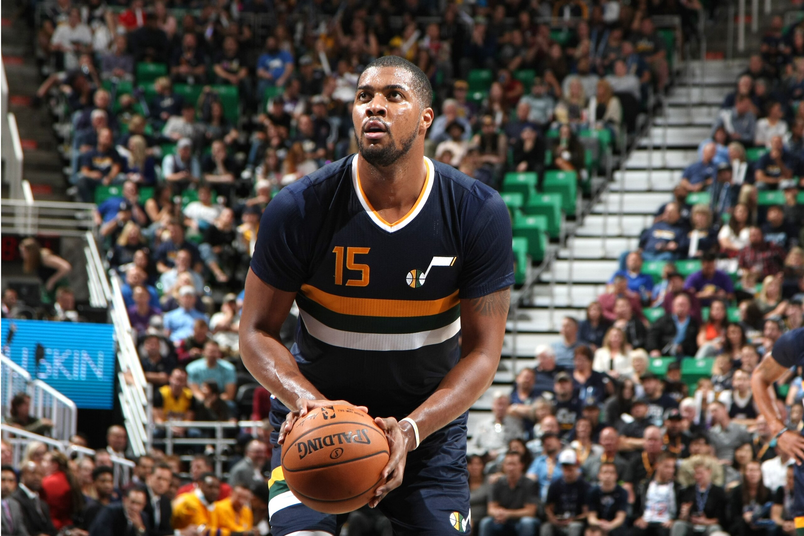 SALT LAKE CITY, UT - OCTOBER 28: Derrick Favors #15 of the Utah Jazz shoots a free throw against the Los Angeles Lakers on October 28, 2016 at vivint.SmartHome Arena in Salt Lake City, Utah. NOTE TO USER: User expressly acknowledges and agrees that, by downloading and or using this Photograph, User is consenting to the terms and conditions of the Getty Images License Agreement. Mandatory Copyright Notice: Copyright 2016 NBAE (Photo by Melissa Majchrzak/NBAE via Getty Images) SALT LAKE CITY, UT - OCTOBER 28: Derrick Favors #15 of the Utah Jazz shoots a free throw against the Los Angeles Lakers on October 28, 2016 at vivint.SmartHome Arena in Salt Lake City, Utah. NOTE TO USER: User expressly acknowledges and agrees that, by downloading and or using this Photograph, User is consenting to the terms and conditions of the Getty Images License Agreement. Mandatory Copyright Notice: Copyright 2016 NBAE (Photo by Melissa Majchrzak/NBAE via Getty Images)