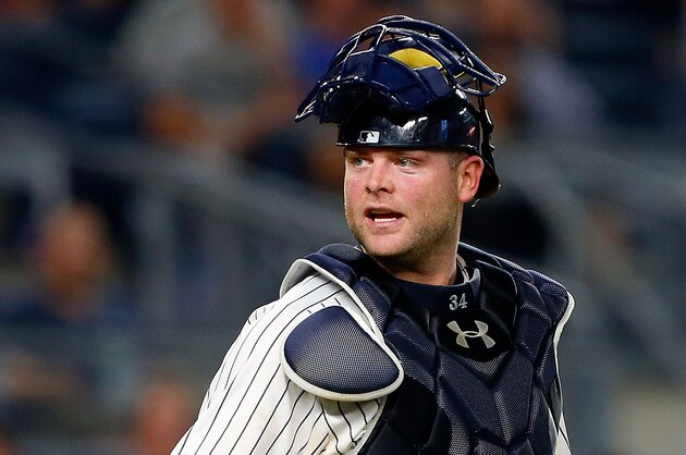 NEW YORK, NY - SEPTEMBER 08:  Brian McCann #34 of the New York Yankees in action against the Tampa Bay Rays at Yankee Stadium on September 8, 2016 in the Bronx borough of New York City. The Yankees defeated the Rays 5-4.  (Photo by Jim McIsaac/Getty Images)