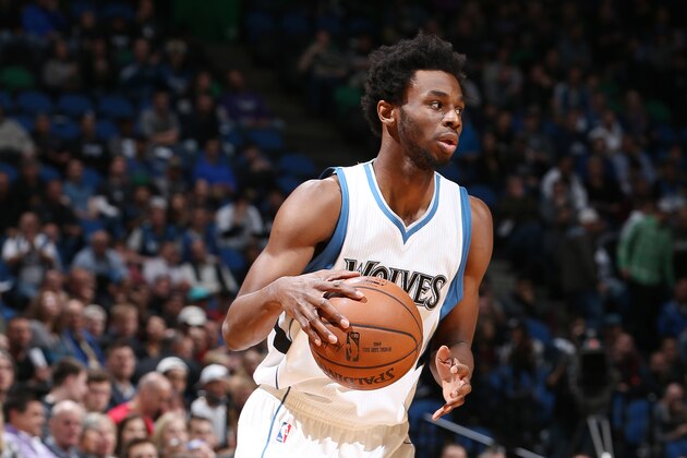 MINNEAPOLIS, MN -  NOVEMBER 17: Andrew Wiggins #22 of the Minnesota Timberwolves handles the ball against the Philadelphia 76ers on November 17, 2016 at Target Center in Minneapolis, Minnesota. NOTE TO USER: User expressly acknowledges and agrees that, by downloading and or using this Photograph, user is consenting to the terms and conditions of the Getty Images License Agreement. Mandatory Copyright Notice: Copyright 2016 NBAE (Photo by David Sherman/NBAE via Getty Images)