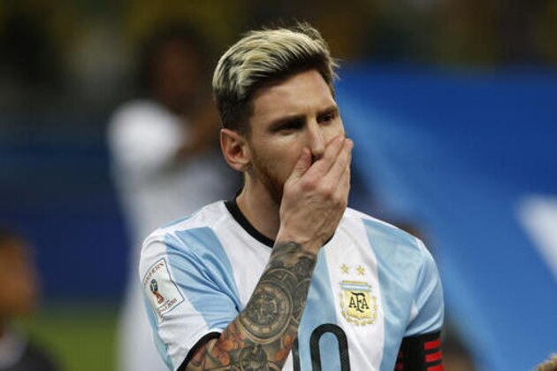 Argentina's Lionel Messi gestures before a 2018 World Cup qualifying soccer match between Brazil and Argentina at the Estadio Mineirao in Belo Horizonte, Brazil, Thursday Nov. 10, 2016.(AP Photo/Leo Correa)