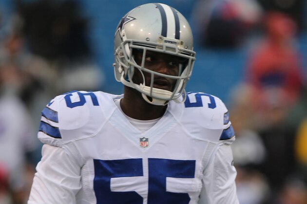 ORCHARD PARK, NY - DECEMBER 27: Rolando McClain #55 of the Dallas Cowboys runs through drills during warm ups prior to the game against the Buffalo Bills at Ralph Wilson Stadium on December 27, 2015 in Orchard Park, New York. (Photo by Jerome Davis/Getty Images)