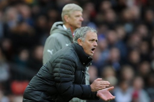 Manchester United manager Jose Mourinho during the English Premier League soccer match between Manchester United and Arsenal at Old Trafford in Manchester, England, Saturday, Nov. 19, 2016. (AP Photo/Rui Vieira)