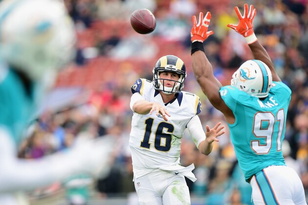 LOS ANGELES, CA - NOVEMBER 20:  Quarterback Jared Goff #16 of the Los Angeles Rams passes the ball in the first quarter of the game against the Miami Dolphins at Los Angeles Coliseum on November 20, 2016 in Los Angeles, California.  (Photo by Harry How/Getty Images)