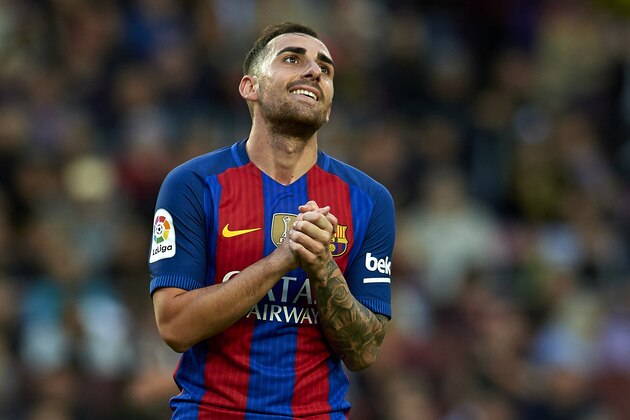 BARCELONA, SPAIN - NOVEMBER 19:  Paco Alcacer of Barcelona reacts as he fails to score during the La Liga match between FC Barcelona and Malaga CF at Camp Nou stadium on November 19, 2016 in Barcelona, Spain.  (Photo by Manuel Queimadelos Alonso/Getty Images)