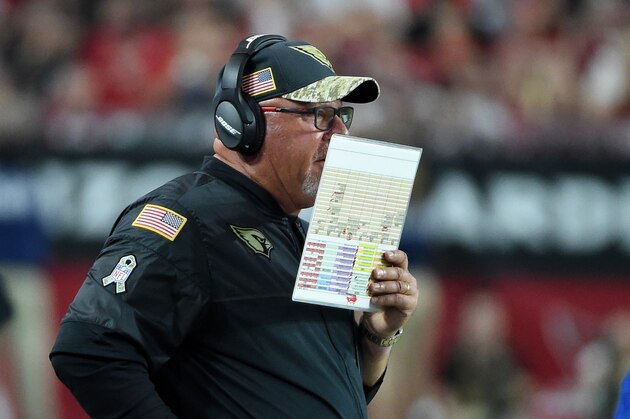 GLENDALE, AZ - NOVEMBER 13:  Head coach Bruce Arians of the Arizona Cardinals sends in a play during the fourth quarter against the San Francisco 49ers at University of Phoenix Stadium on November 13, 2016 in Glendale, Arizona. Cardinals won 23-20.  (Photo by Norm Hall/Getty Images)