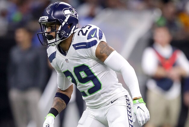 NEW ORLEANS, LA - OCTOBER 30:  Earl Thomas #29 of the Seattle Seahawks stands on the field during a game against the New Orleans Saints at the Mercedes-Benz Superdome on October 30, 2016 in New Orleans, Louisiana.  (Photo by Sean Gardner/Getty Images)