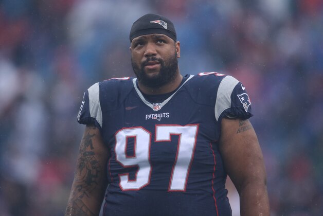 ORCHARD PARK, NY - OCTOBER 30: Alan Branch #97 of the New England Patriots during NFL game action against the Buffalo Bills at New Era Field on October 30, 2016 in Orchard Park, New York. (Photo by Tom Szczerbowski/Getty Images)
