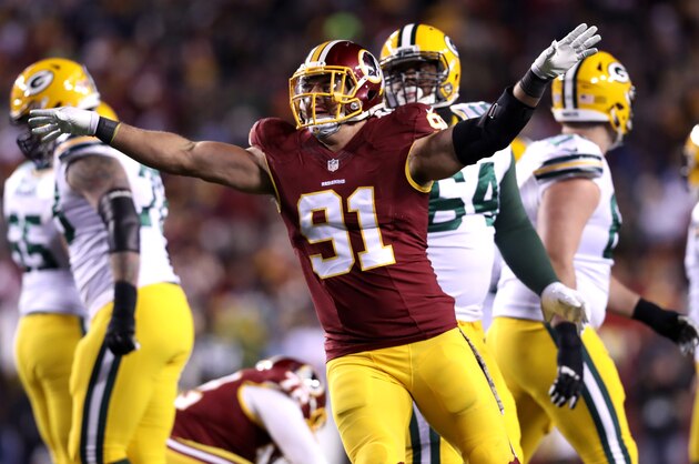 LANDOVER, MD - NOVEMBER 20: Outside linebacker Ryan Kerrigan #91 of the Washington Redskins celebrates a missed field goal by the Green Bay Packers in the third quarter at FedExField on November 20, 2016 in Landover, Maryland. (Photo by Rob Carr/Getty Images)