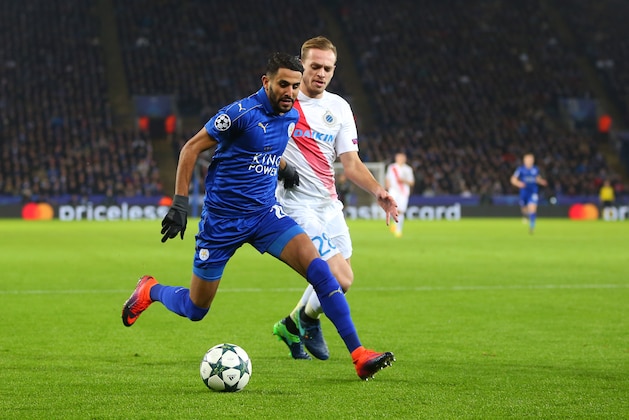 LEICESTER, ENGLAND - NOVEMBER 22: Riyad Mahrez of Leicester City and Laurens De Bock of Club Brugge during the UEFA Champions League match between Leicester City FC and Club Brugge KV at The King Power Stadium on November 22, 2016 in Leicester, England. (Photo by Catherine Ivill - AMA/Getty Images)