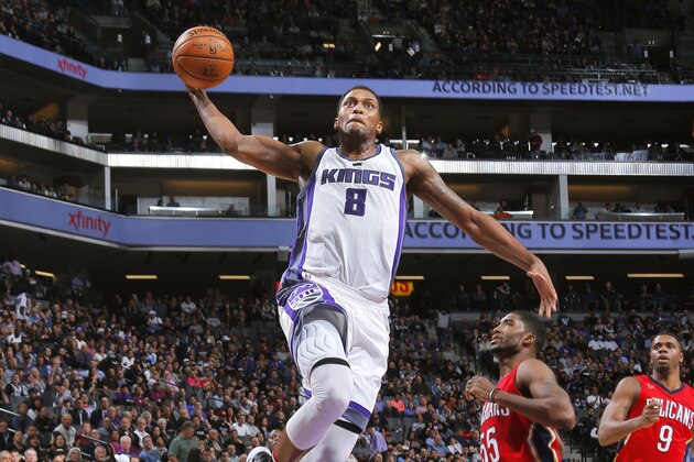SACRAMENTO, CA - NOVEMBER 8: Rudy Gay #8 of the Sacramento Kings dunks against the New Orleans Pelicans on November 8, 2016 at Golden 1 Center in Sacramento, California. NOTE TO USER: User expressly acknowledges and agrees that, by downloading and or using this photograph, User is consenting to the terms and conditions of the Getty Images Agreement. Mandatory Copyright Notice: Copyright 2016 NBAE (Photo by Rocky Widner/NBAE via Getty Images)