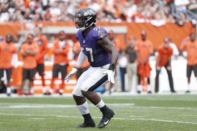 CLEVELAND, OH - SEPTEMBER 18: C.J. Mosley #57 of the Baltimore Ravens in action against the Cleveland Browns during the game at FirstEnergy Stadium on September 18, 2016 in Cleveland, Ohio. The Ravens defeated the Browns 25-20. (Photo by Joe Robbins/Getty Images)
