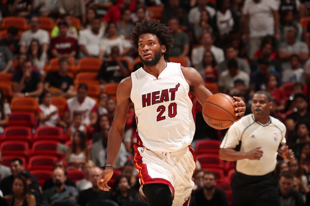 MIAMI, FL - OCTOBER 30:  Justise Winslow #20 of the Miami Heat handles the ball during a game against the San Antonio Spurs on October 30, 2016 at American Airlines Arena in Miami, Florida. NOTE TO USER: User expressly acknowledges and agrees that, by downloading and or using this photograph, user is consenting to the terms and conditions of the Getty Images License Agreement. Mandatory Copyright Notice: Copyright 2016 NBAE (Photo by Issac Baldizon/NBAE via Getty Images)
